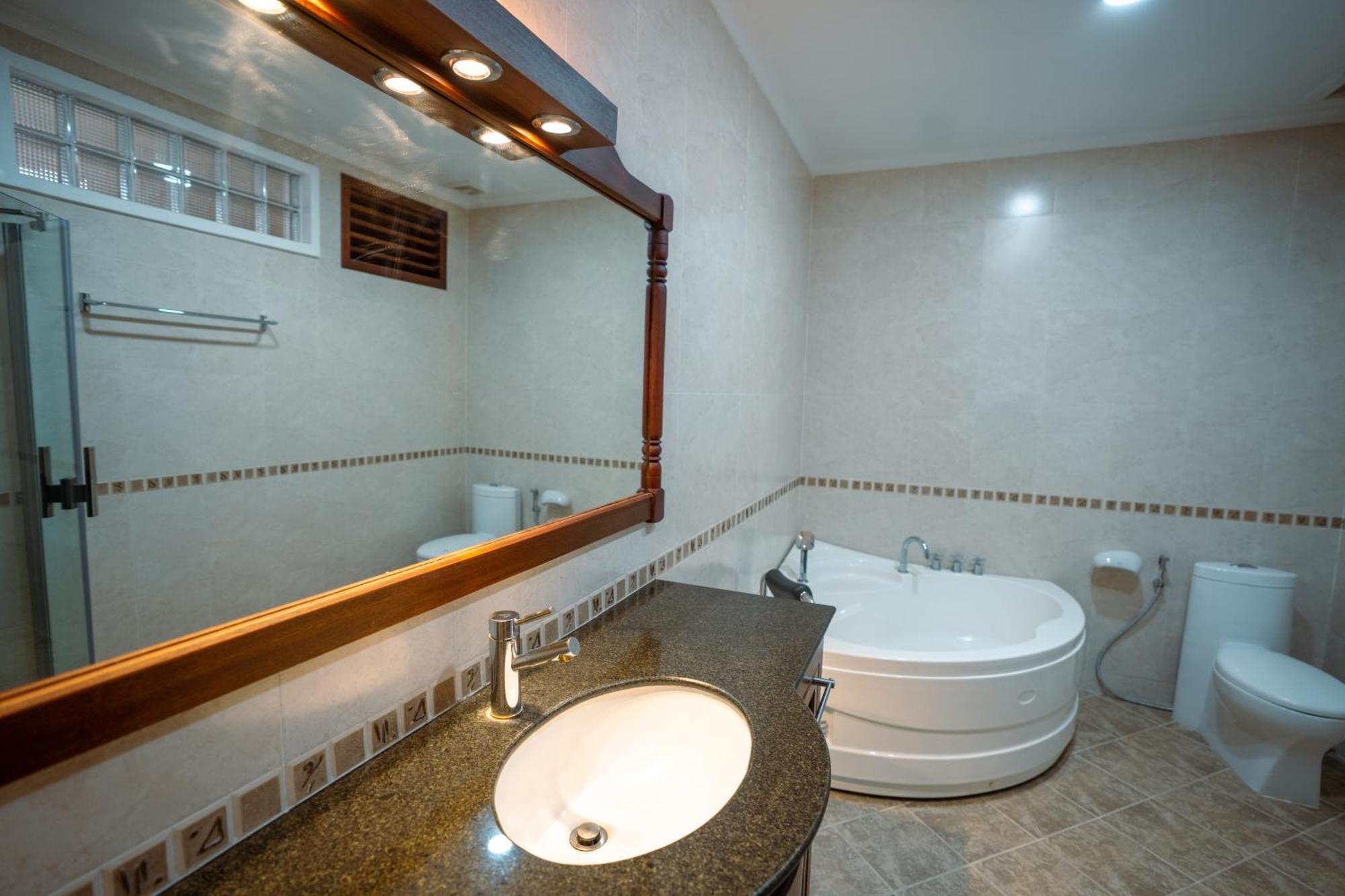 Hamptons Apartments Пном Пен Екстериор снимка