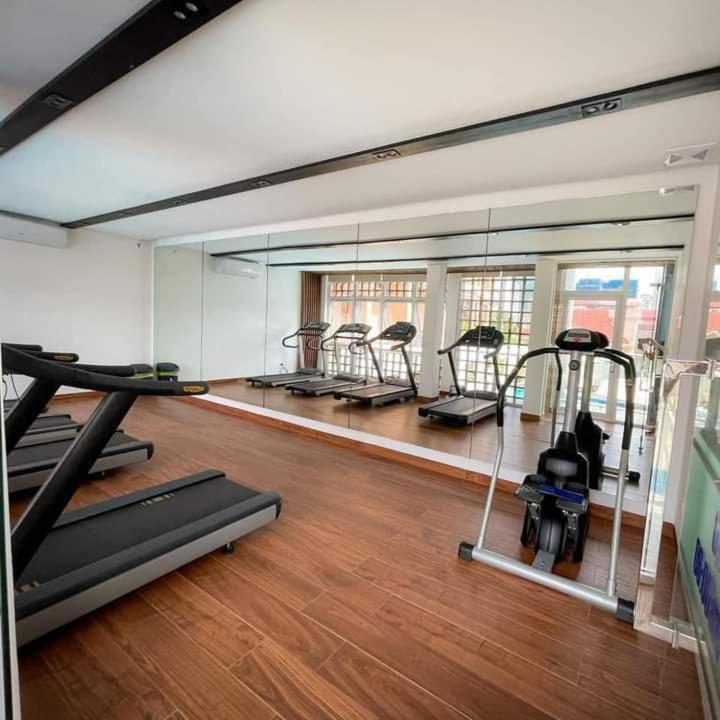 Hamptons Apartments Пном Пен Екстериор снимка